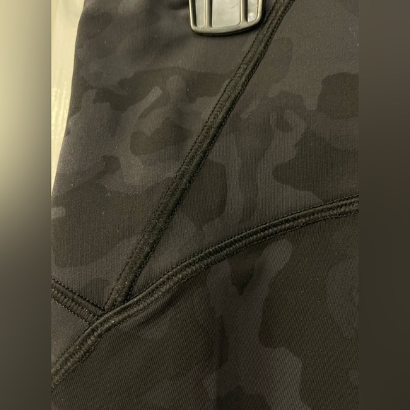 Lululemon Train Times Crop *25” Incognito Camo Multi Grey / Black - Picture 6 of 10